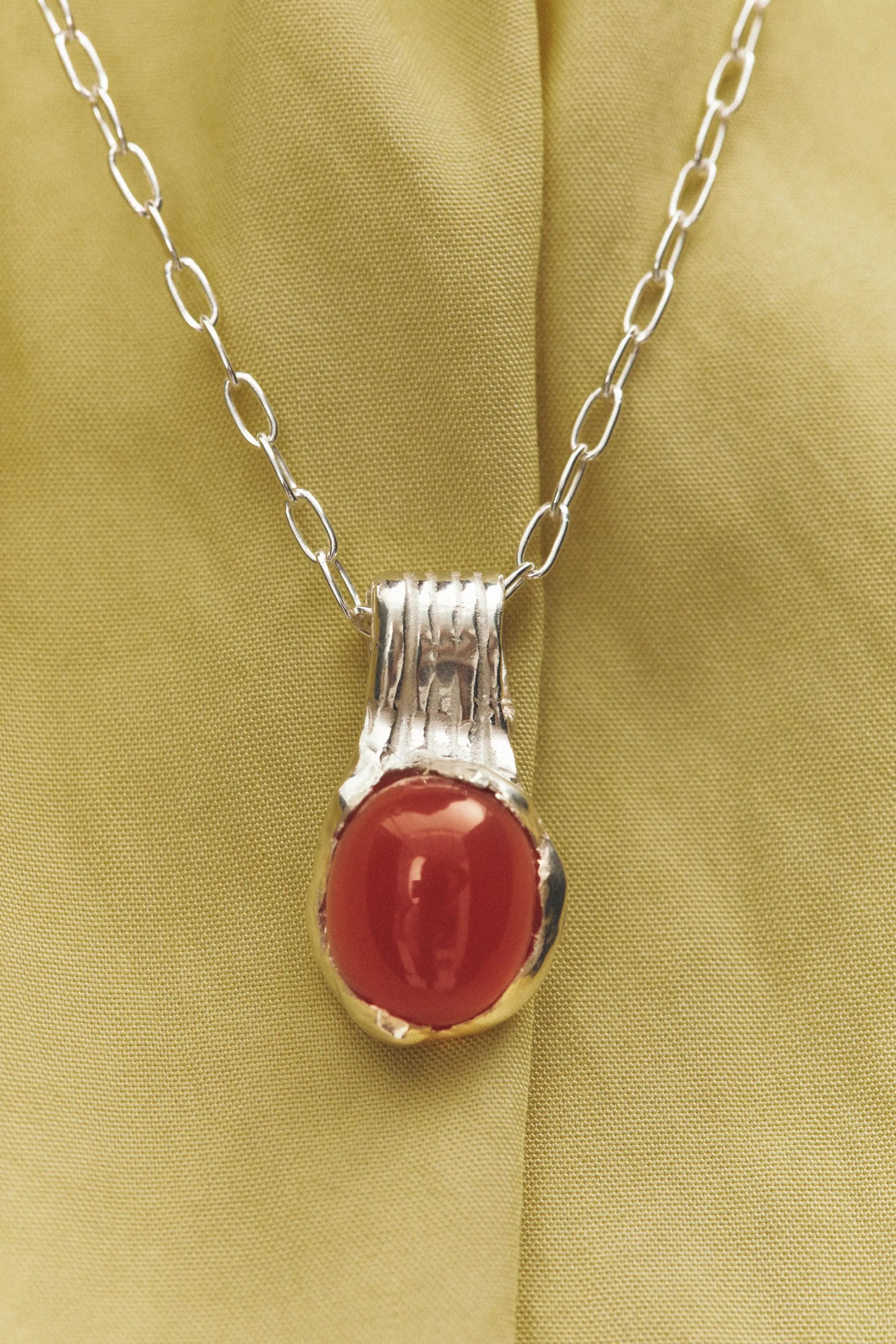 Agosto Necklace