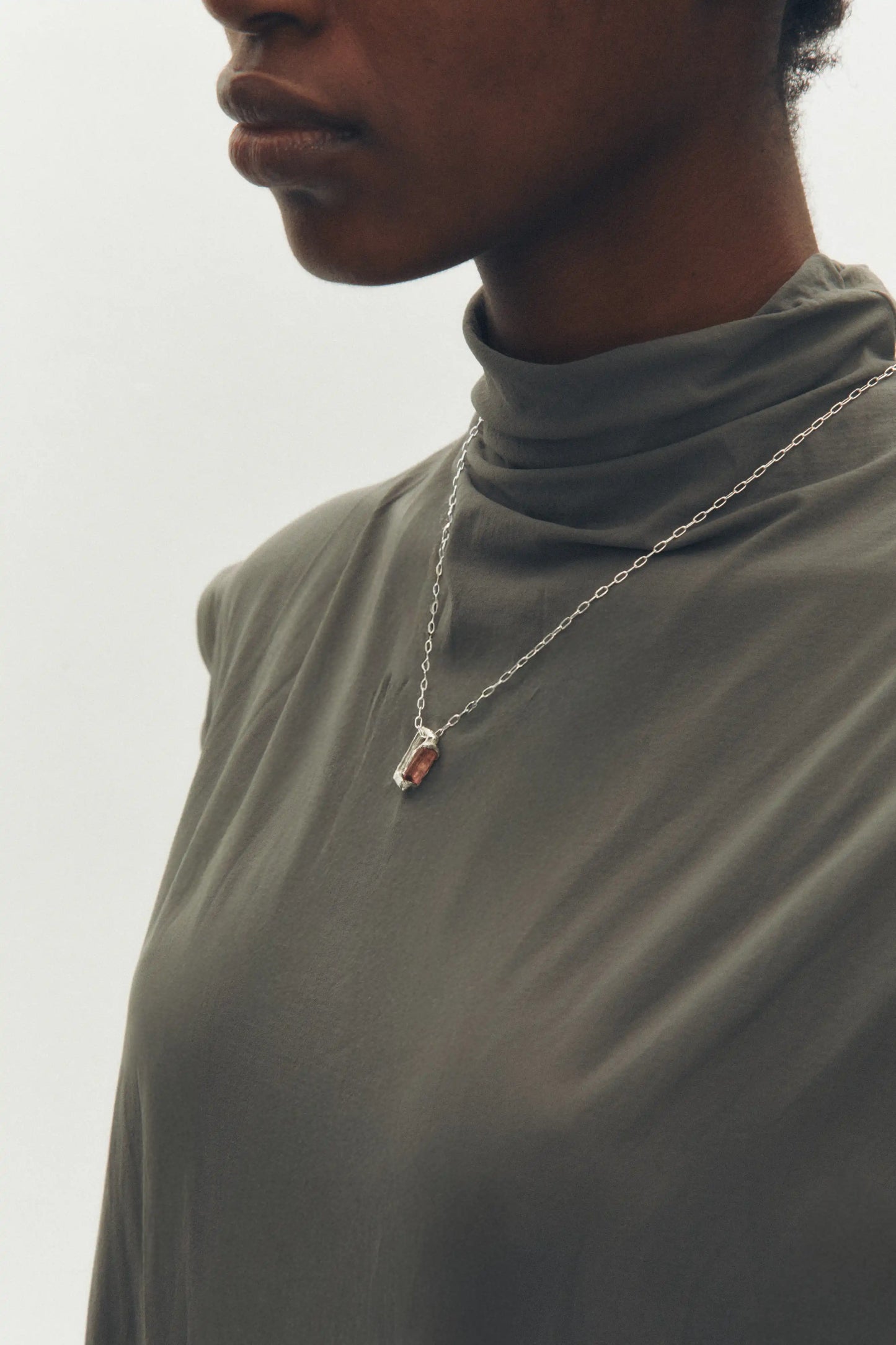 Octubre Necklace