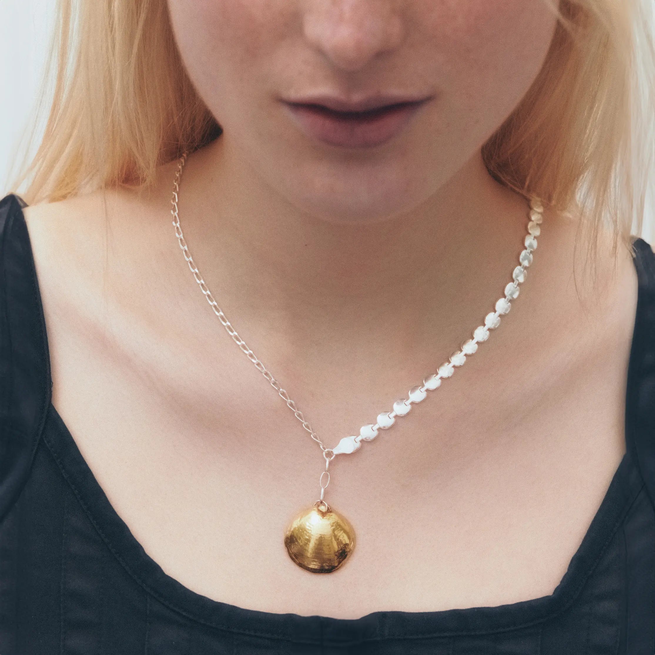 Una Concha En La Arena