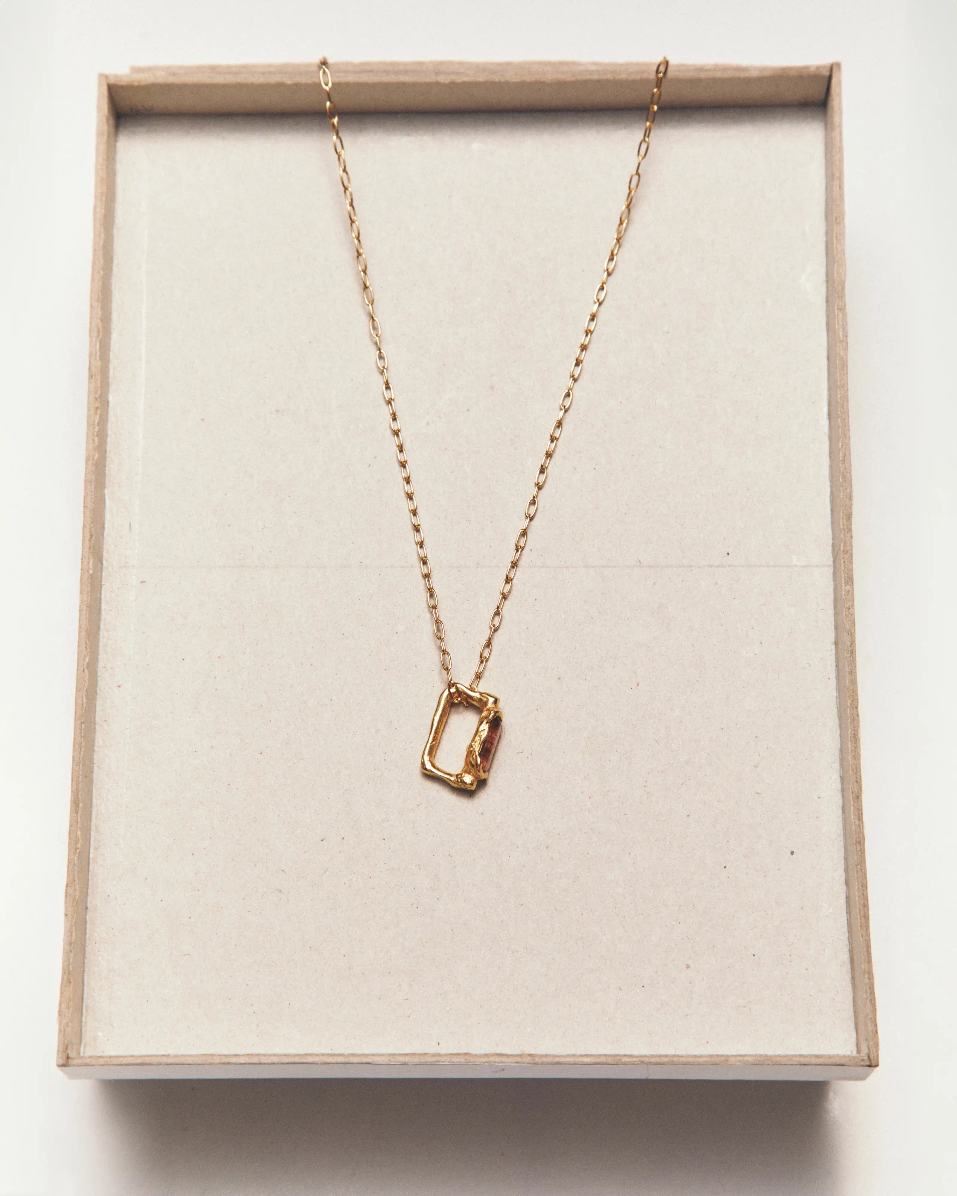 Octubre Necklace