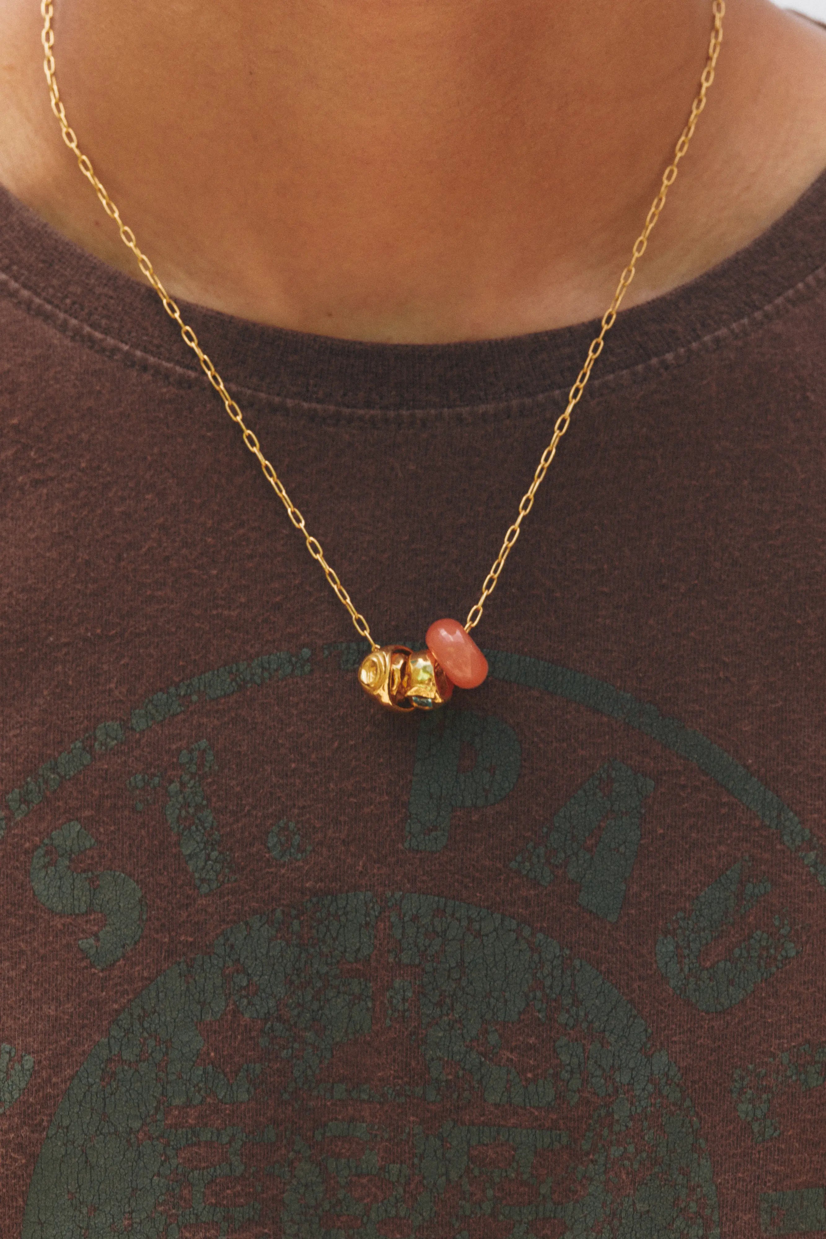 LA NIETA DE ALICIA - Handmade gold plated necklace | Simuero LA NIETA DE ALICIA - Handmade gold plated necklace | Simuero