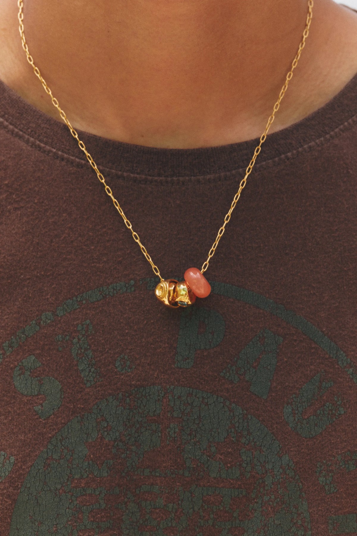 LA NIETA DE ALICIA - Handmade gold plated necklace | Simuero
