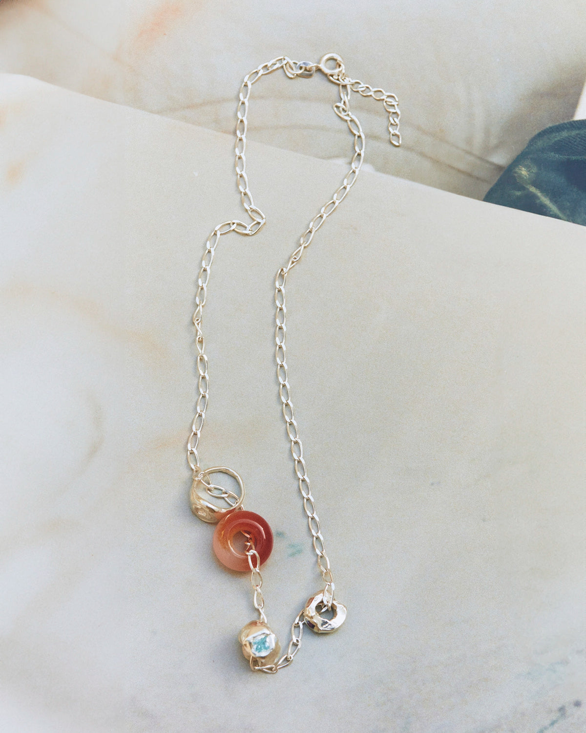 25-lacosta-necklace-la-nieta-
