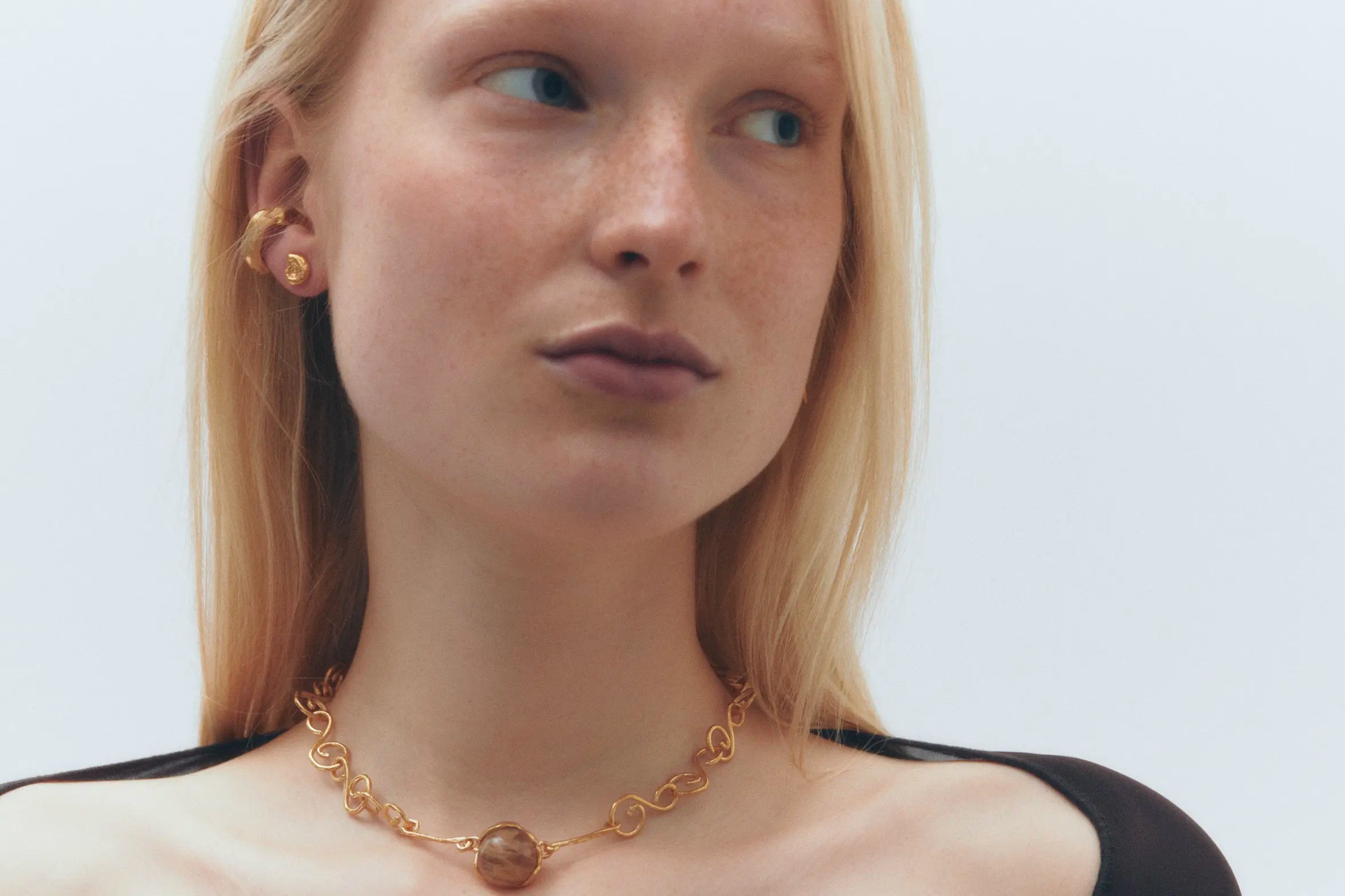 Fruto Choker Solano