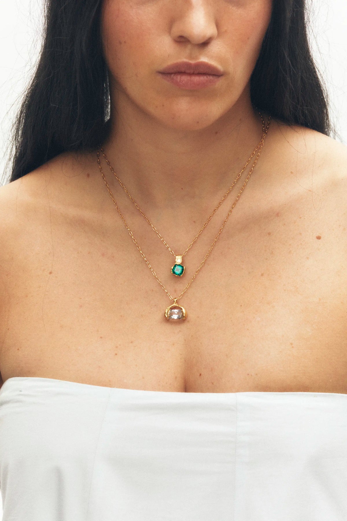 Mayo: 18k Gold Plated Necklace & Emerald | Simuero