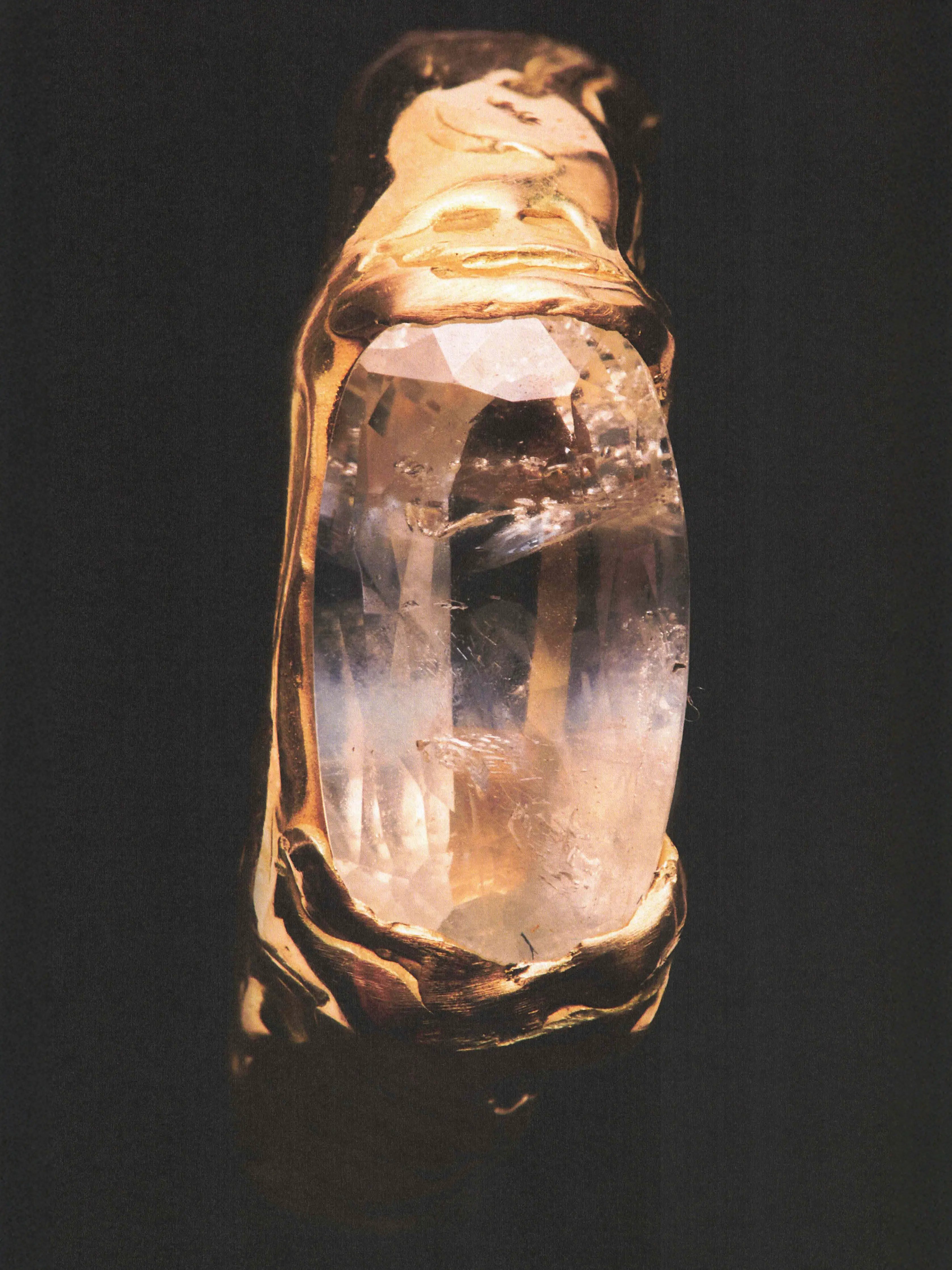 S.U.R. 048