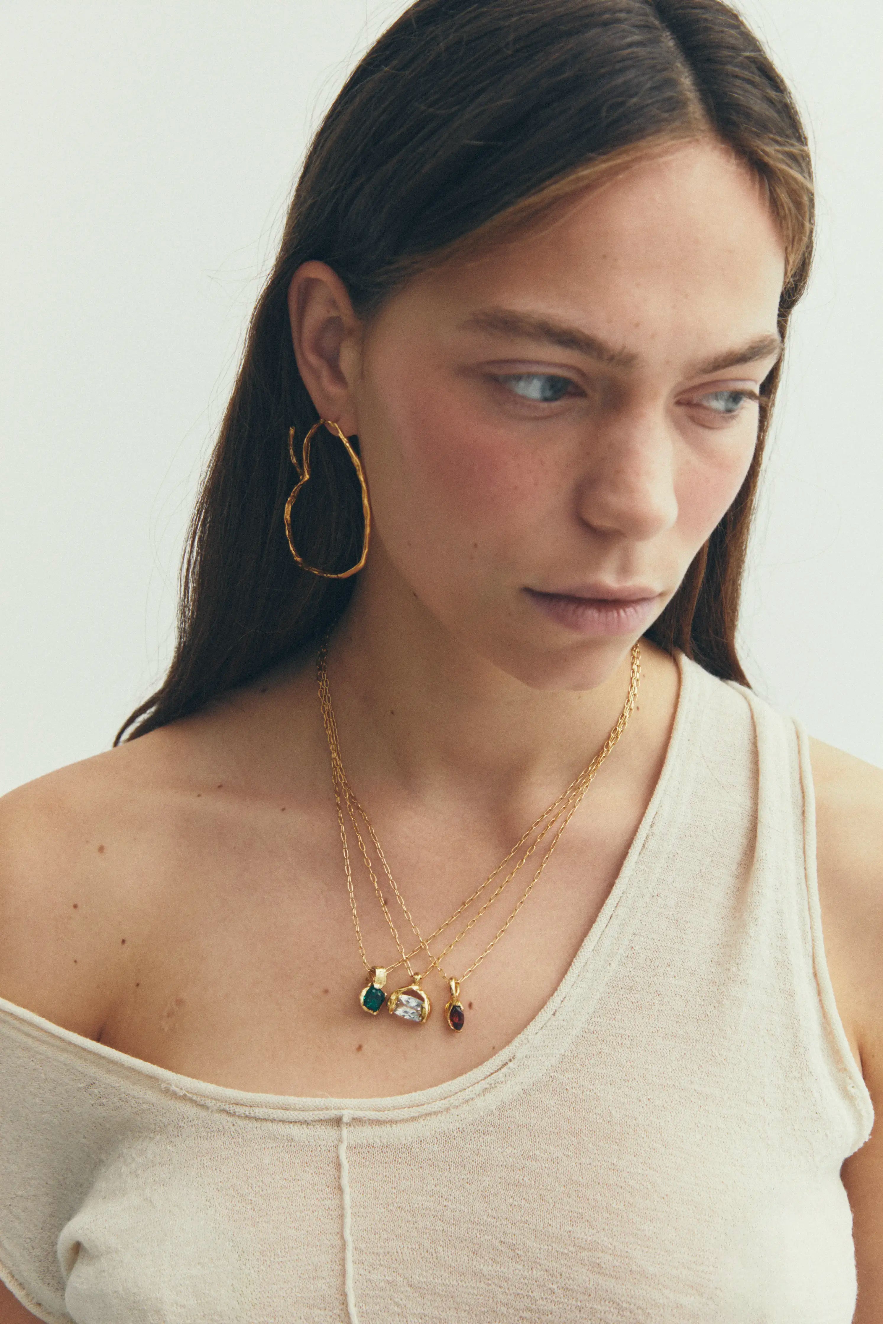 Abril: 18k Gold Plated Necklace & White Topaz | Simuero