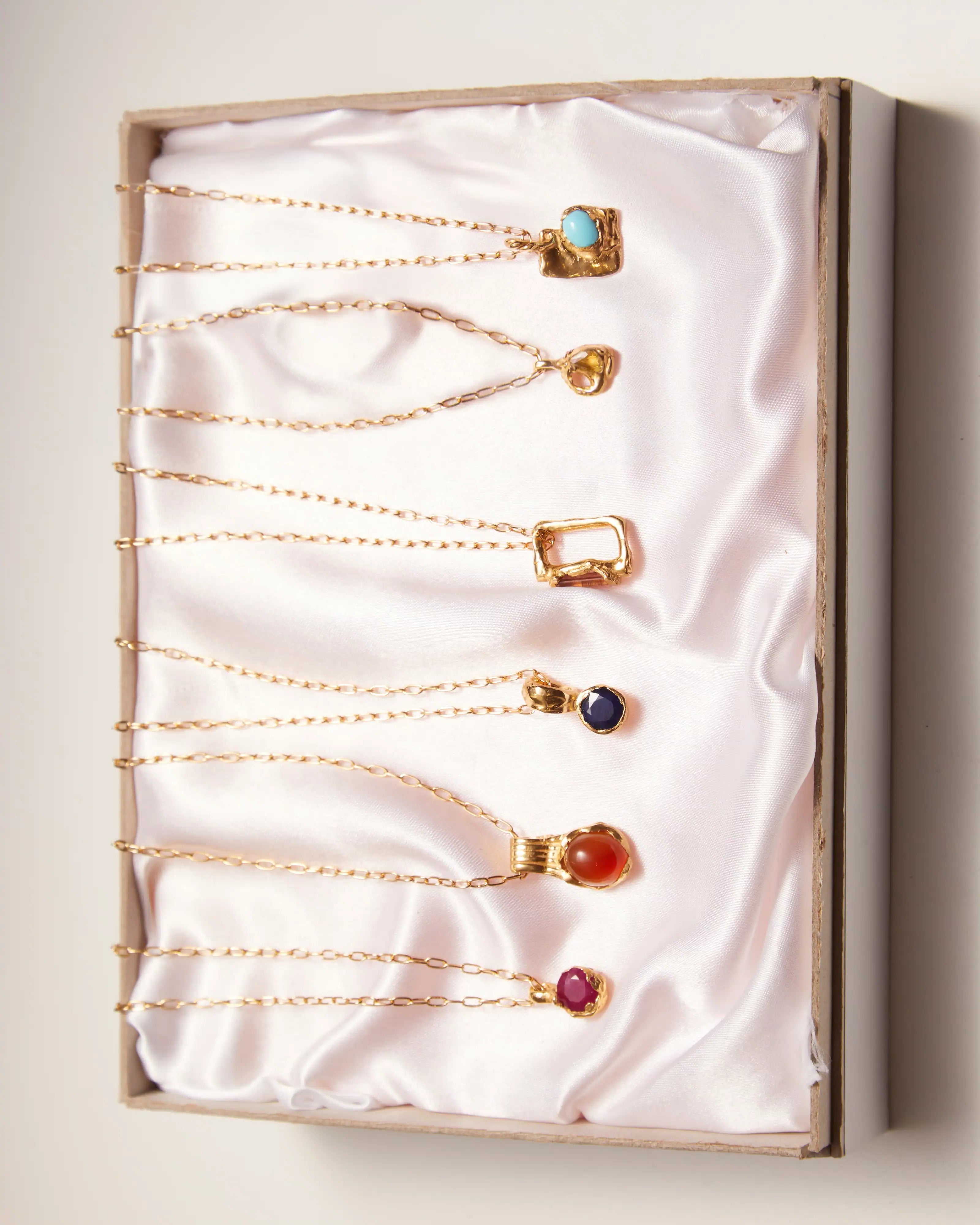 Agosto Necklace
