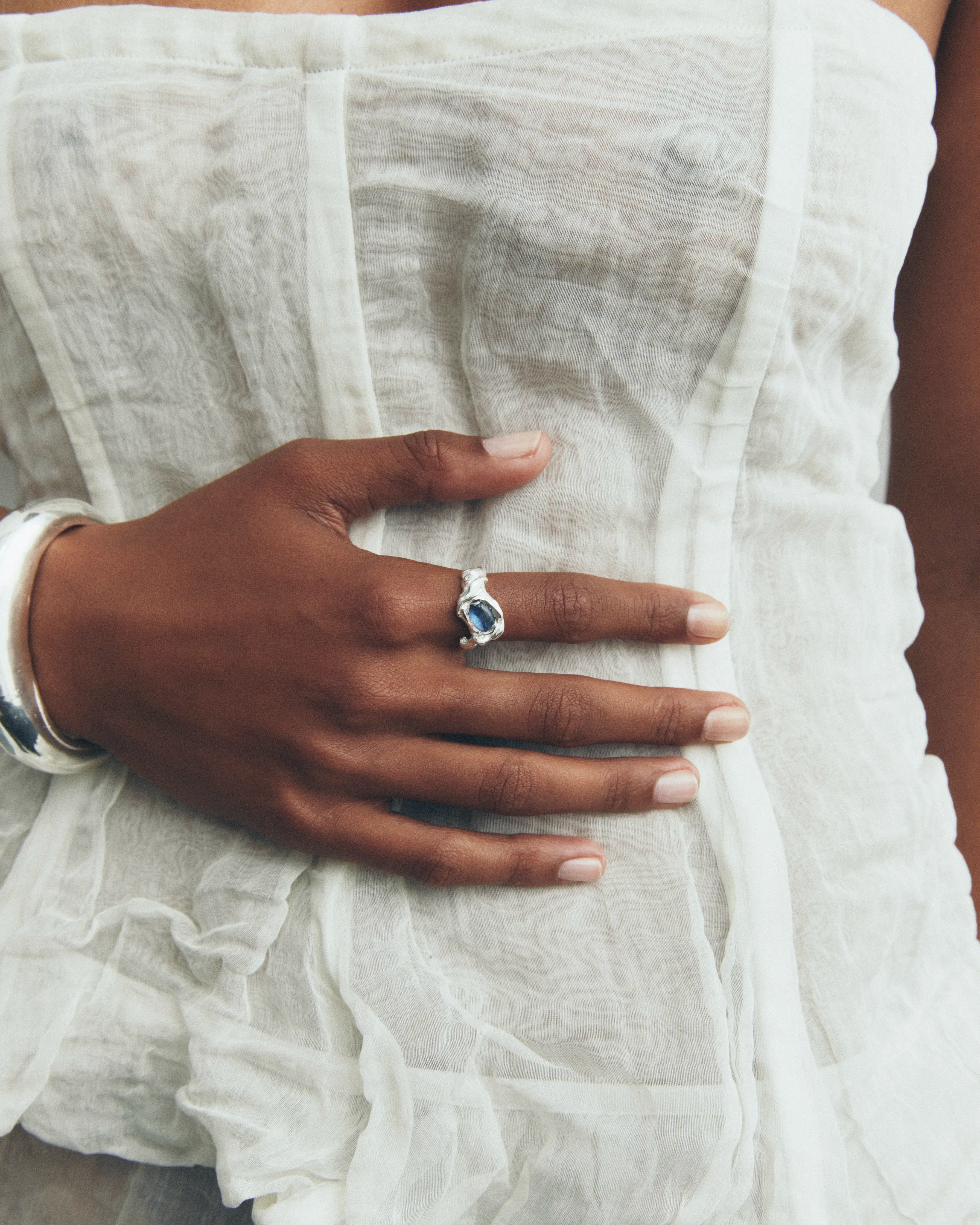 LIANA - Handmade silver ring | Simuero