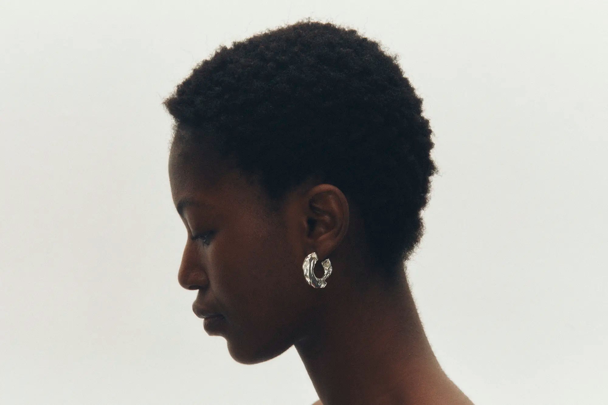 lume-earrings-silver-ecom-1.