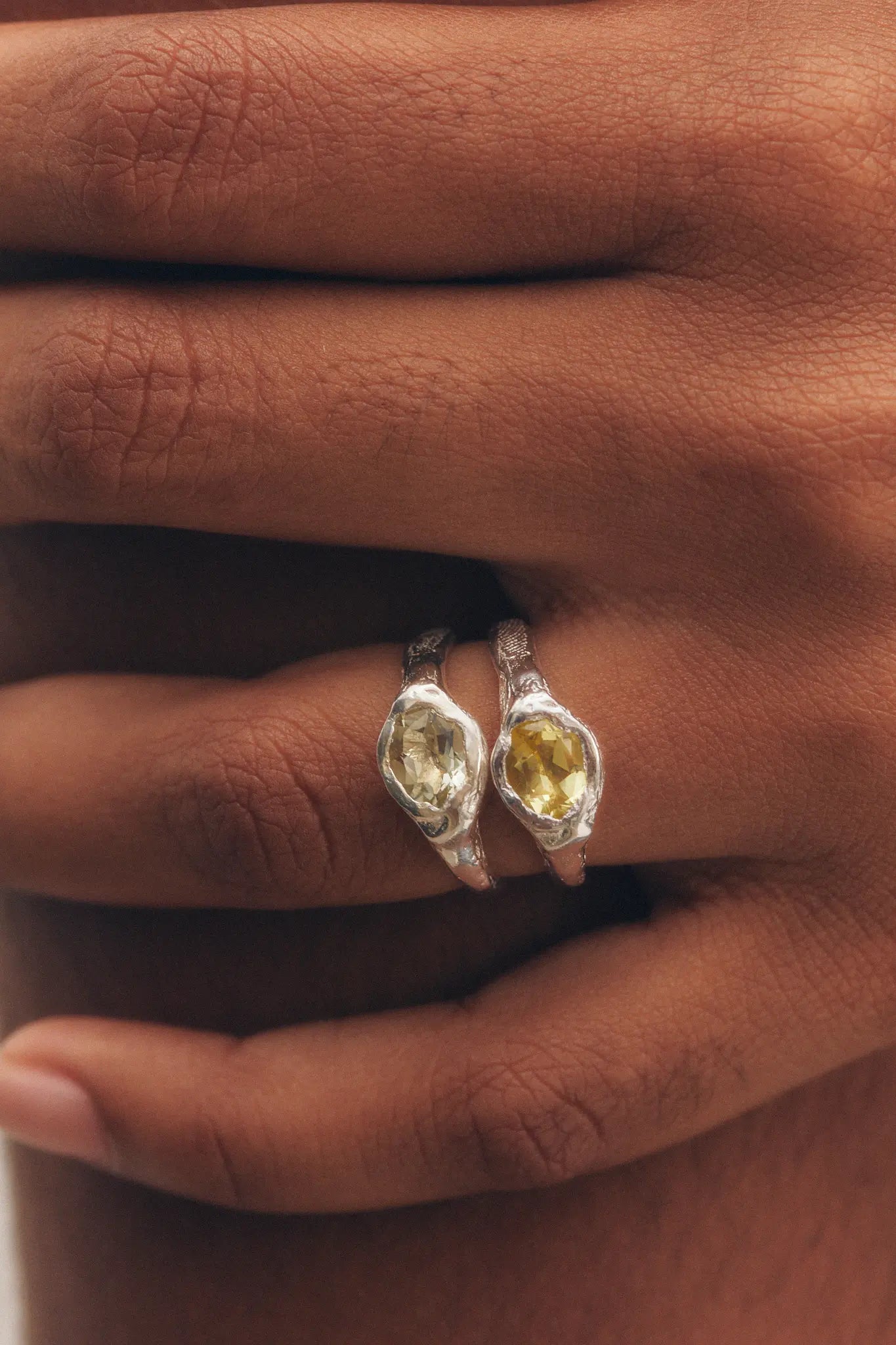 Faro Es Vedrà: Silver Ring with Lemon Quartz | Simuero