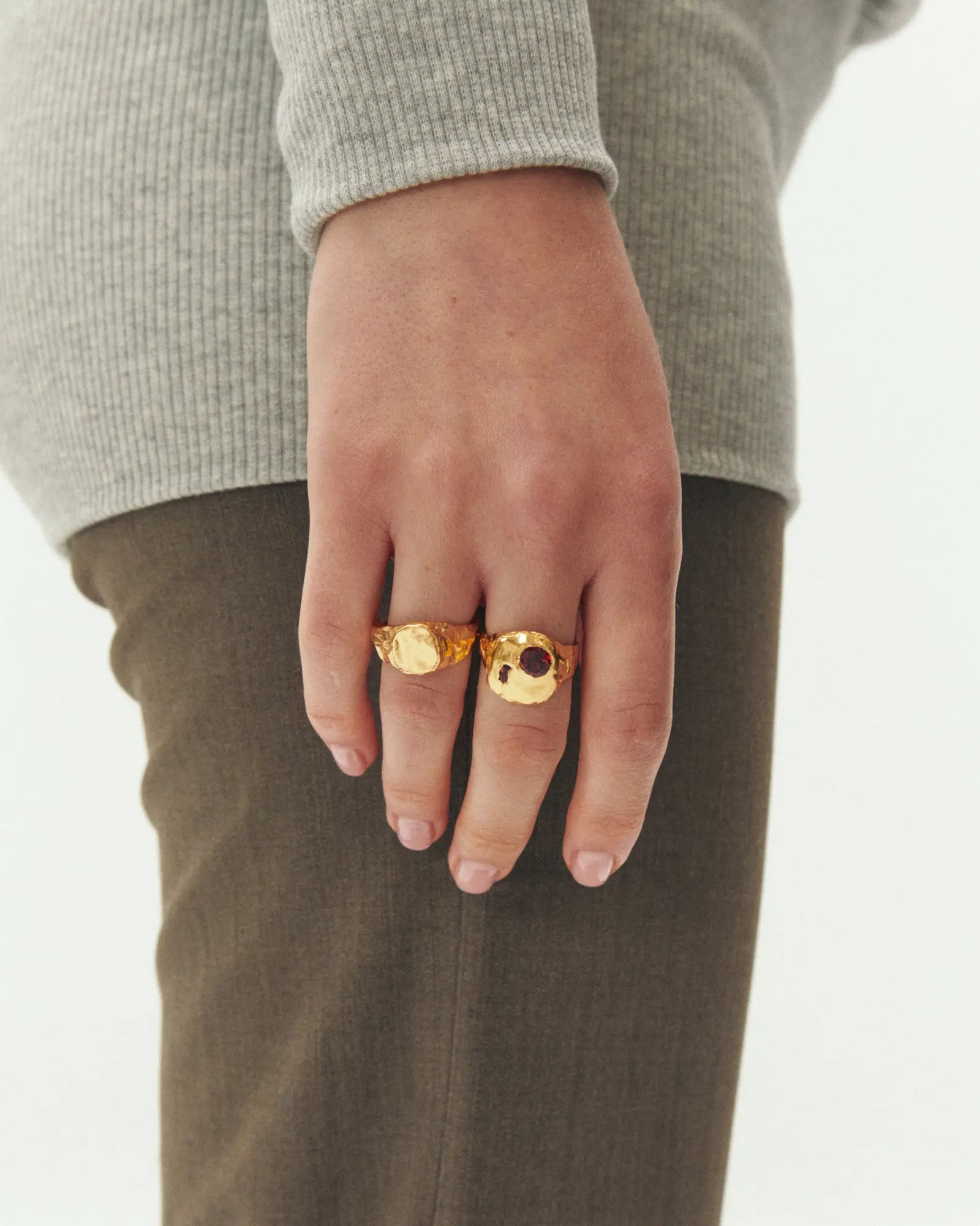 SELLO SOYE - Handmade gold plated ring | Simuero