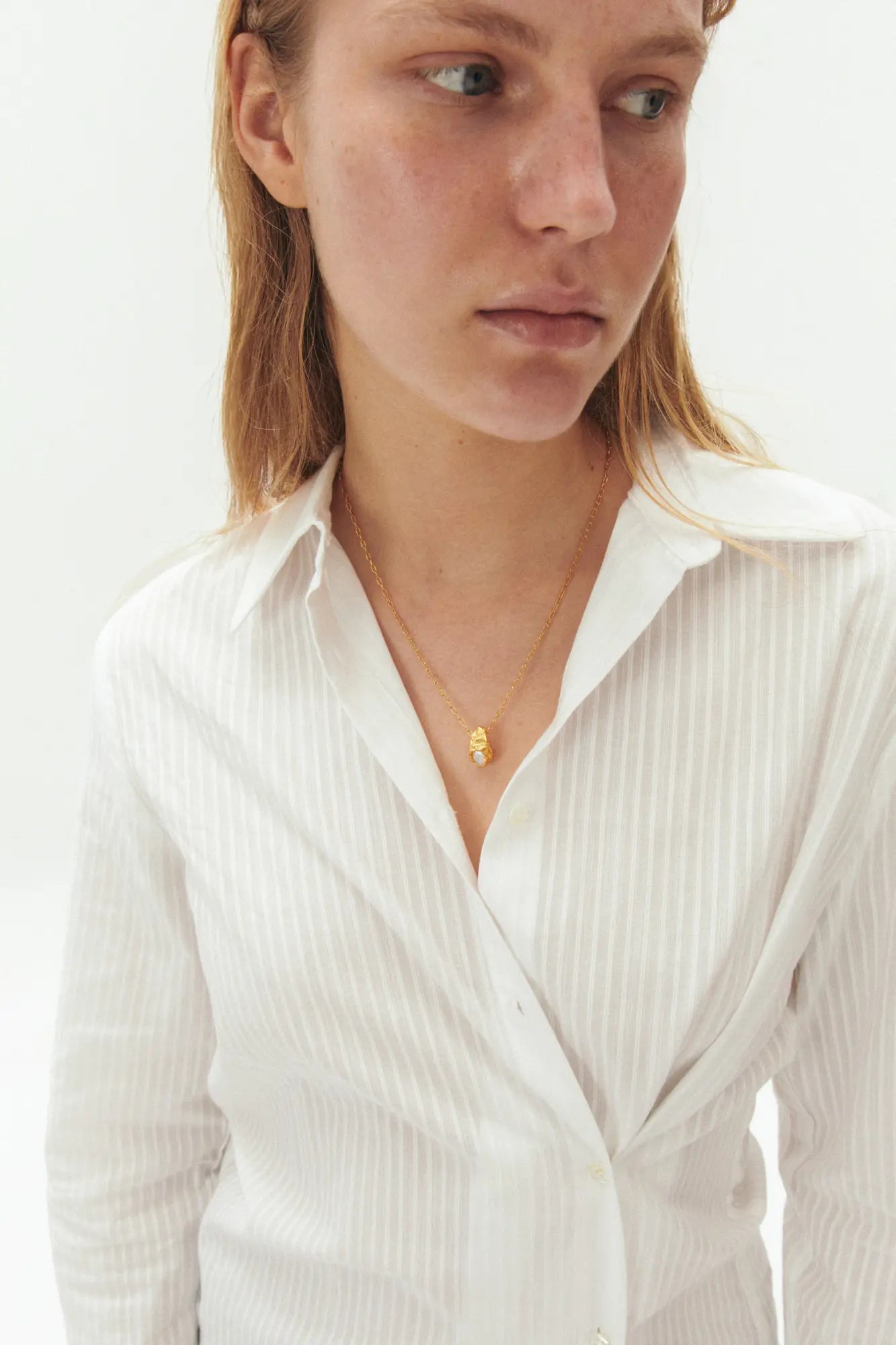 JUNIO - Handmade gold plated necklace | Simuero