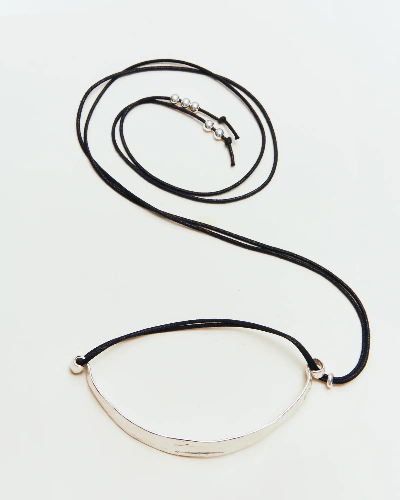 Besta Choker