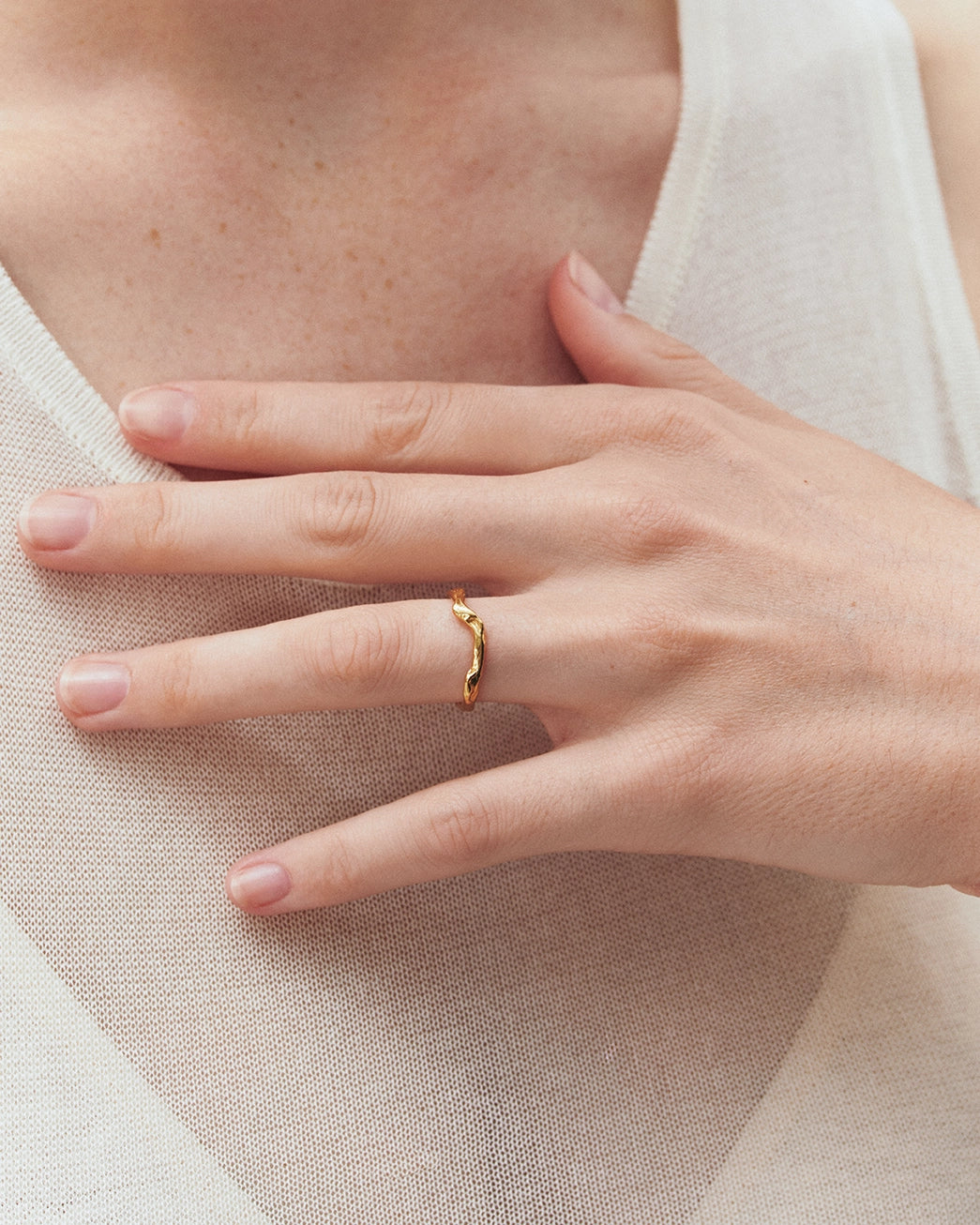 Salada Wedding Band