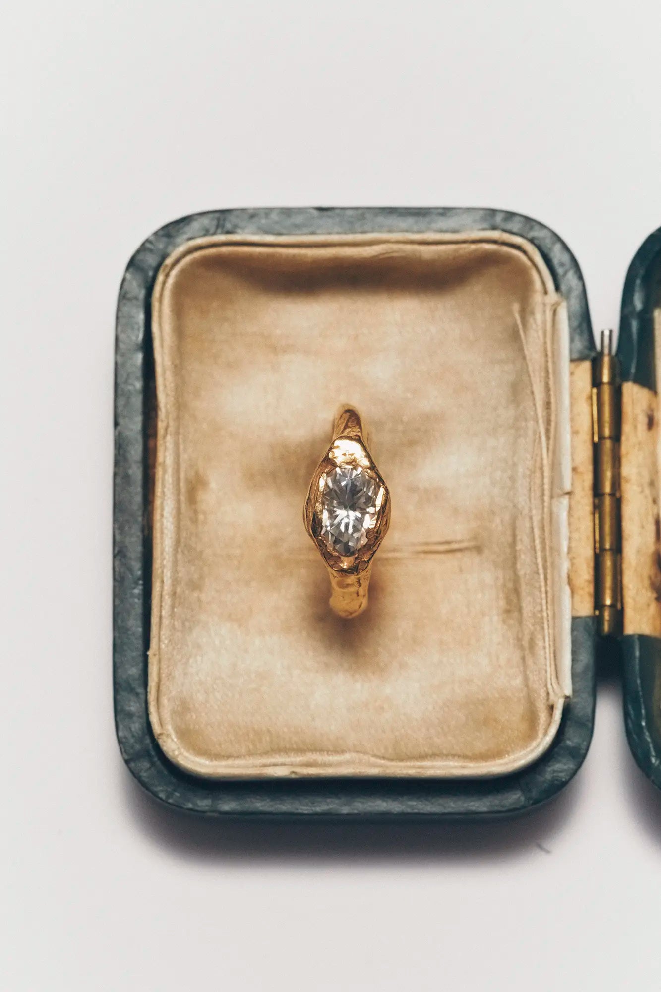 Faro 1ct Diamond - Handmade solid gold ring | SIMUERO – Simuero